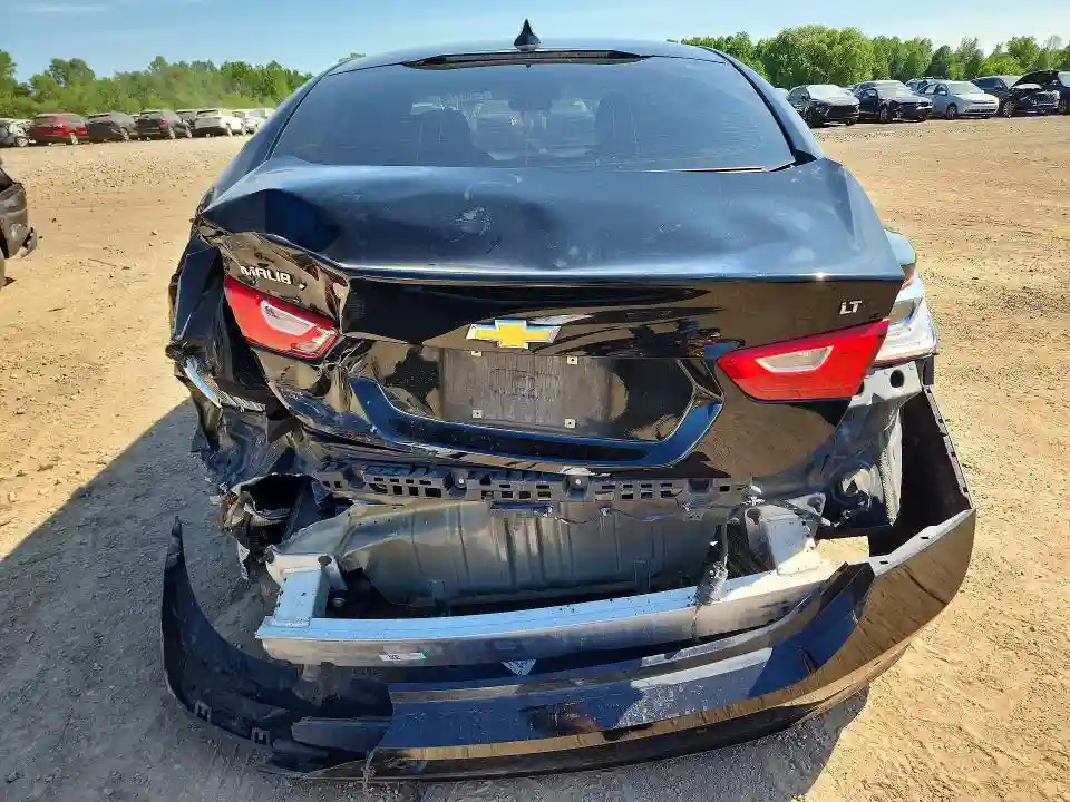 1G1ZD5ST8JF281696 2018 CHEVROLET MALIBU-5