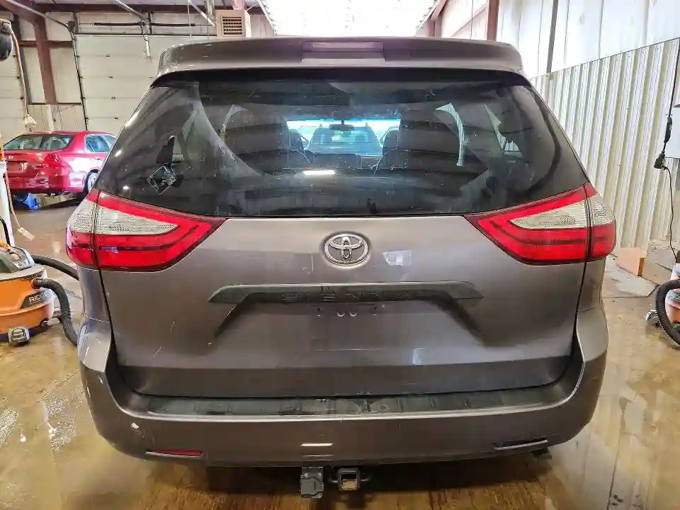 5TDZZ3DC8HS874236 2017 TOYOTA SIENNA-5