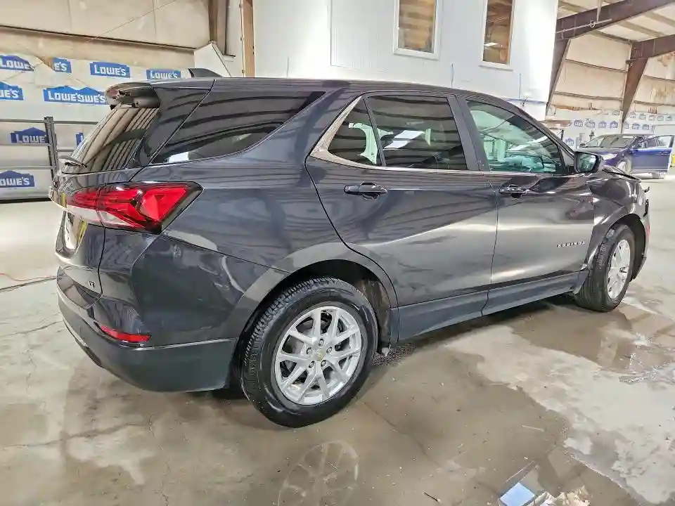 2GNAXKEV0N6152978 2022 CHEVROLET EQUINOX-2