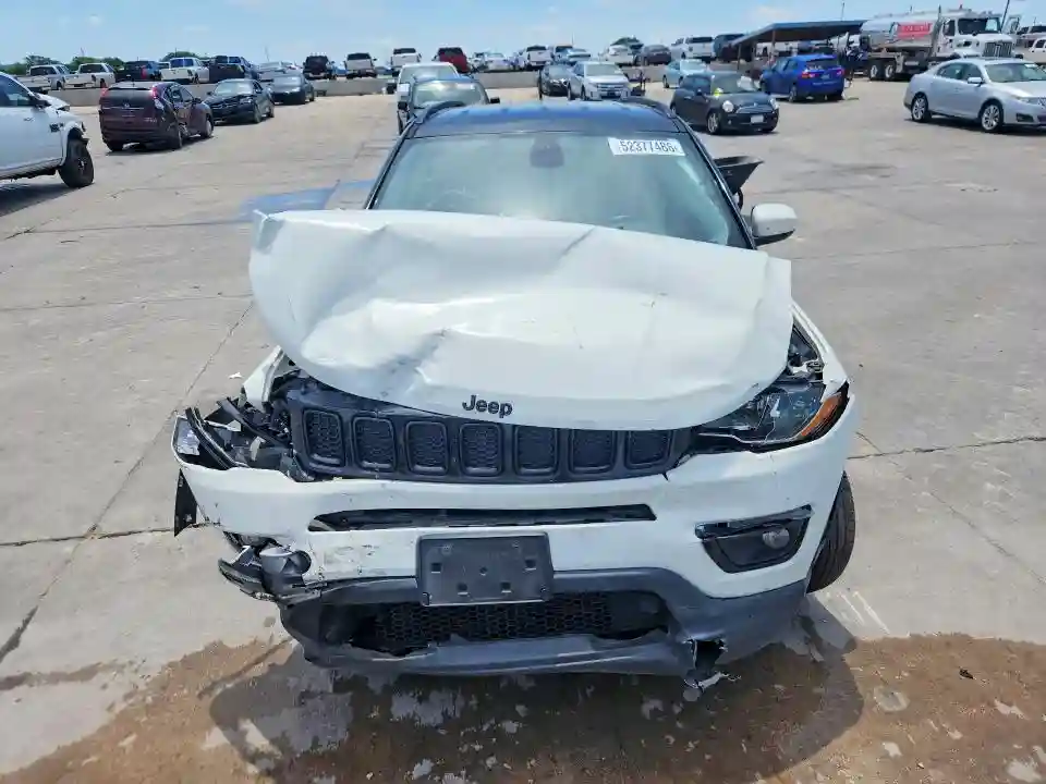 3C4NJDBB6JT394813 2018 JEEP COMPASS LA-4