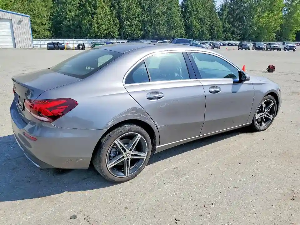 W1K3G4EB7NJ363557 2022 MERCEDES-BENZ A-CLASS-2