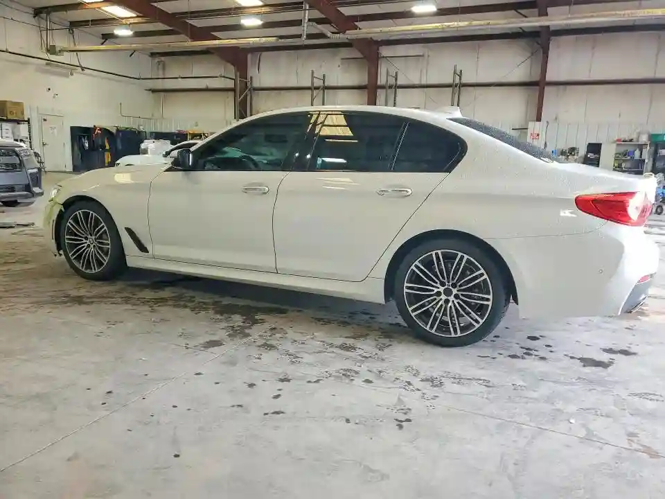 WBAJE5C51HG477661 2017 BMW 5 SERIES-1
