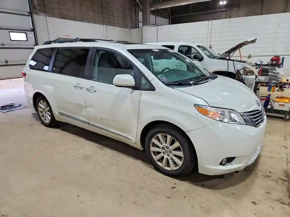 5TDDK3DC4FS105891 2015 TOYOTA SIENNA-3
