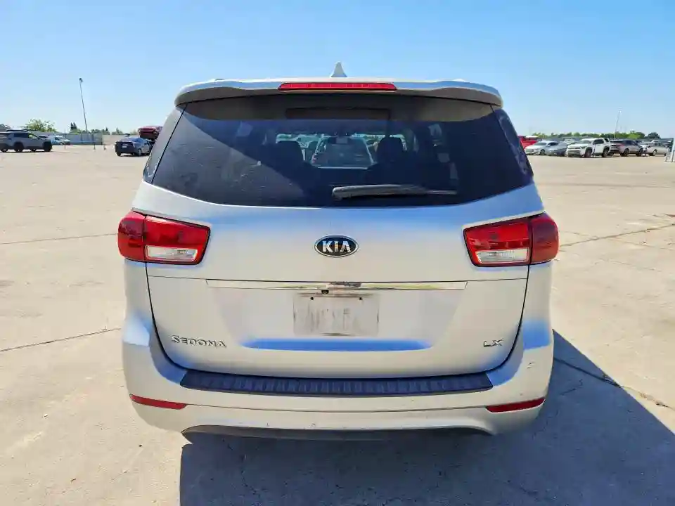 KNDMB5C18F6062622 2015 KIA SEDONA-5