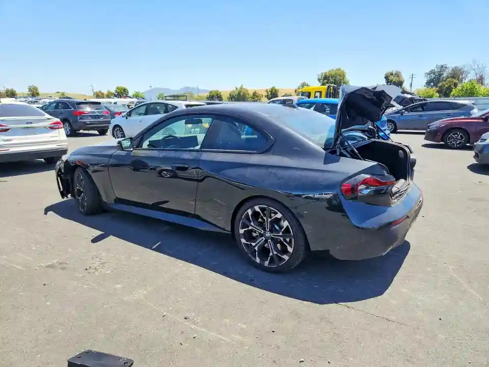 3MW23CM01T8F90003 2026 BMW 2 SERIES-1