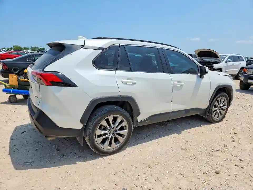 2T3C1RFV6NW186017 2022 TOYOTA RAV4-2