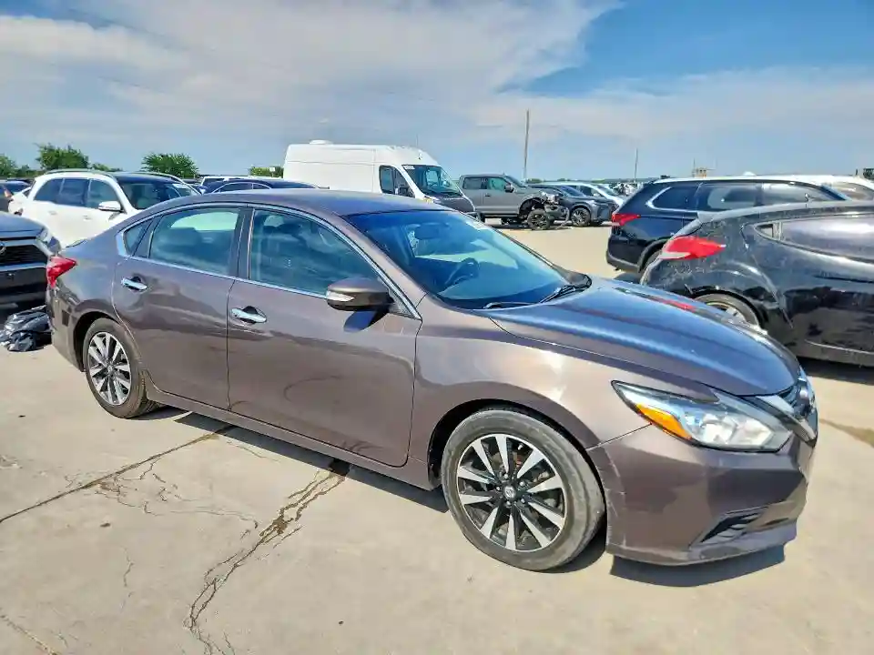 1N4AL3AP9HC179129 2017 NISSAN ALTIMA-3
