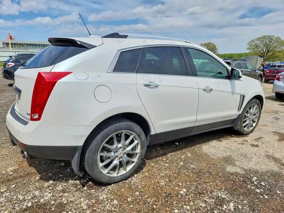 3GYFNFE3XFS548293 2015 CADILLAC SRX-2