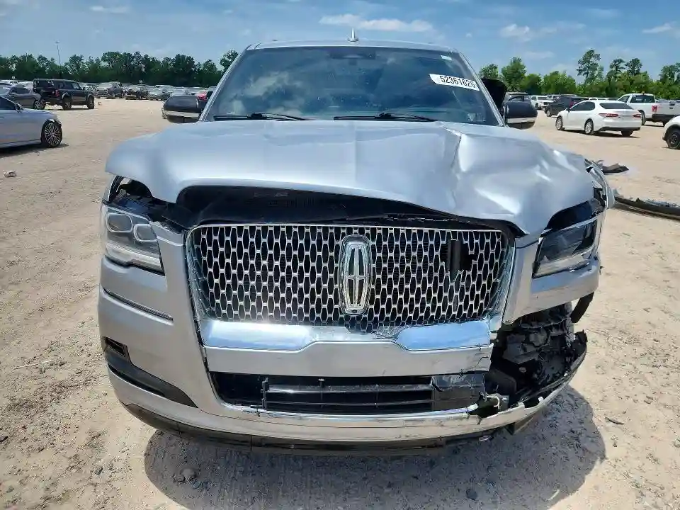 5LMJJ2KT0NEL10155 2022 LINCOLN NAVIGATOR-4
