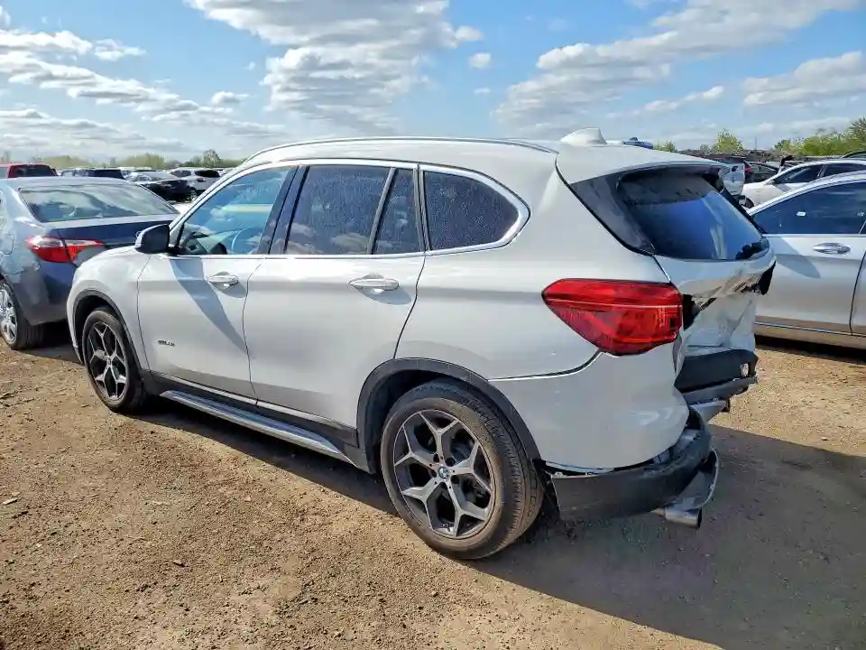 WBXHT3C30GP882356 2016 BMW X1-1