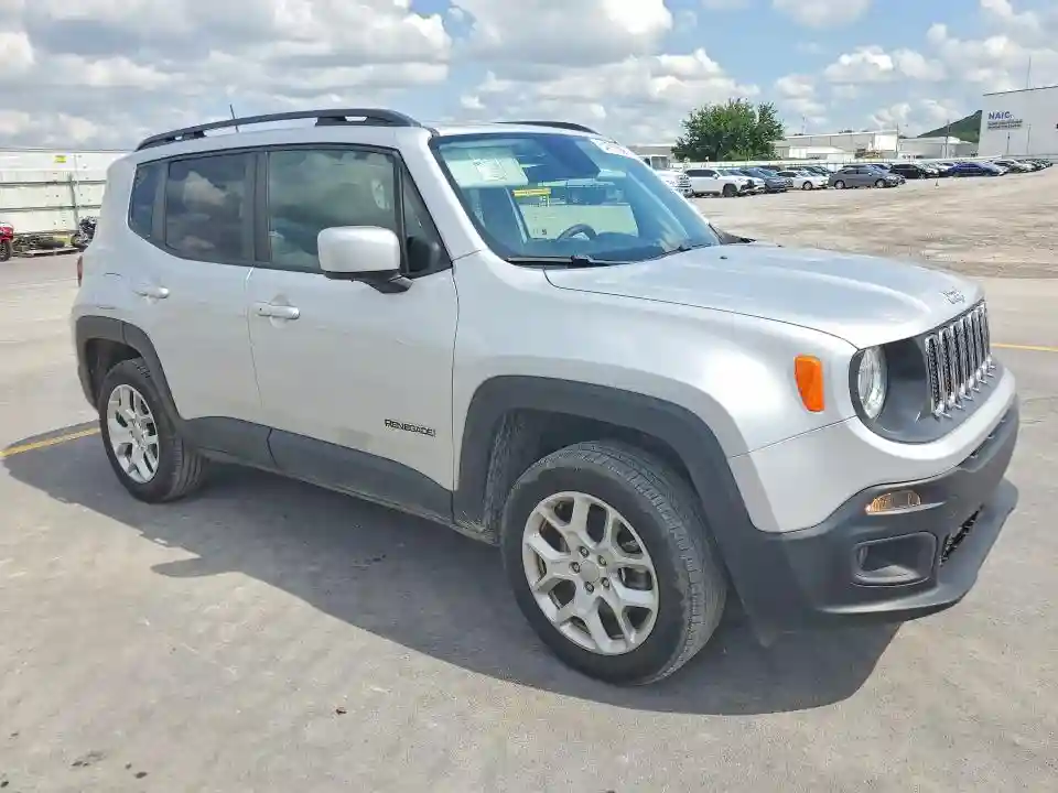 ZACCJBBB7JPJ21525 2018 JEEP RENEGADE-3