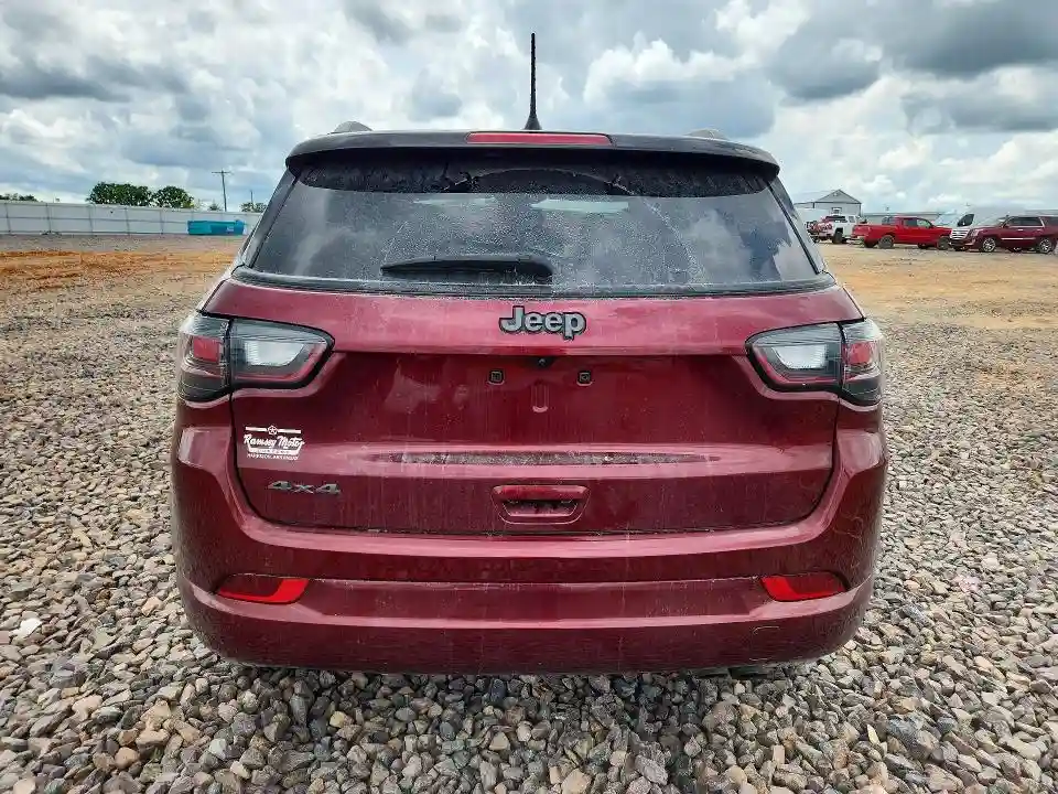 3C4NJDCB4NT215124 2022 JEEP COMPASS-5