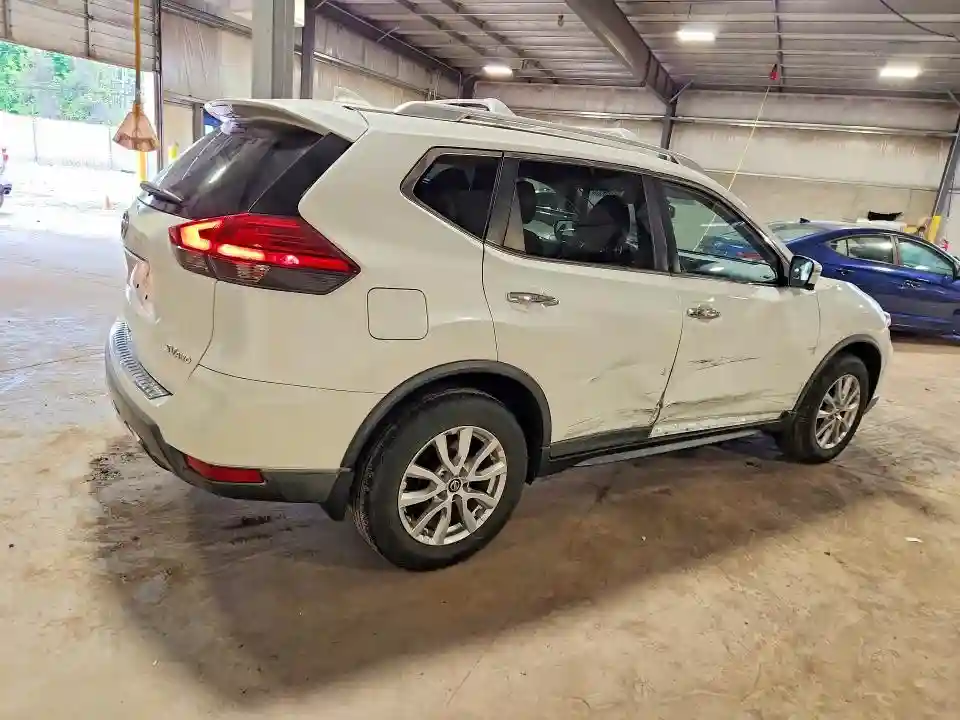 KNMAT2MV1HP522085 2017 NISSAN ROGUE-2