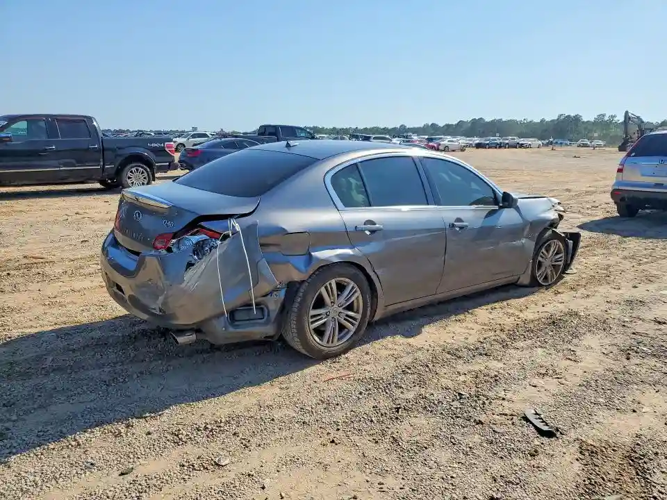 JN1CV6AP7FM503140 2015 INFINITI Q40-2