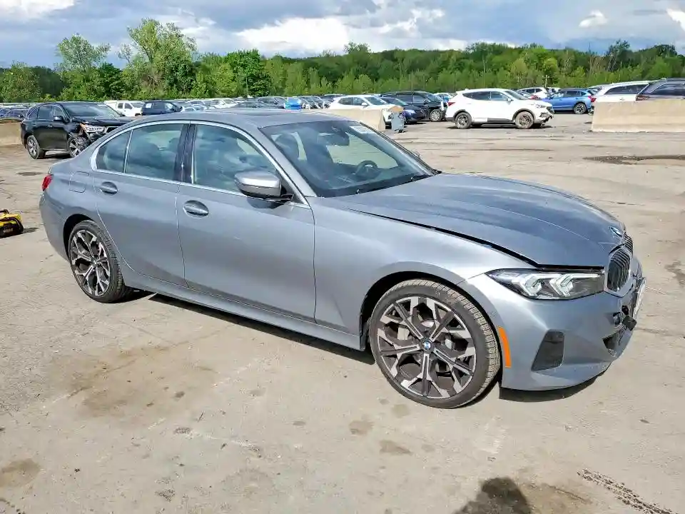 3MW89CW06S8F16709 2025 BMW 3 SERIES-3