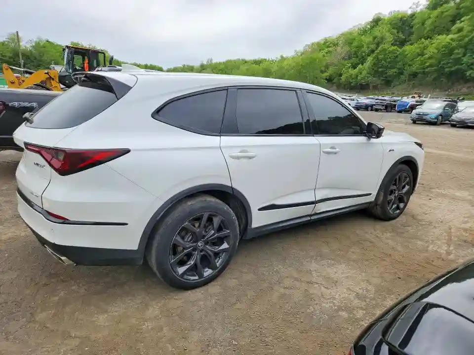 5J8YE1H01NL002930 2022 ACURA MDX-2