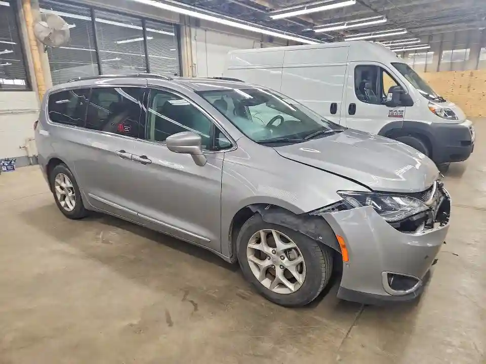 2C4RC1BG6LR121124 2020 CHRYSLER PACIFICA-3
