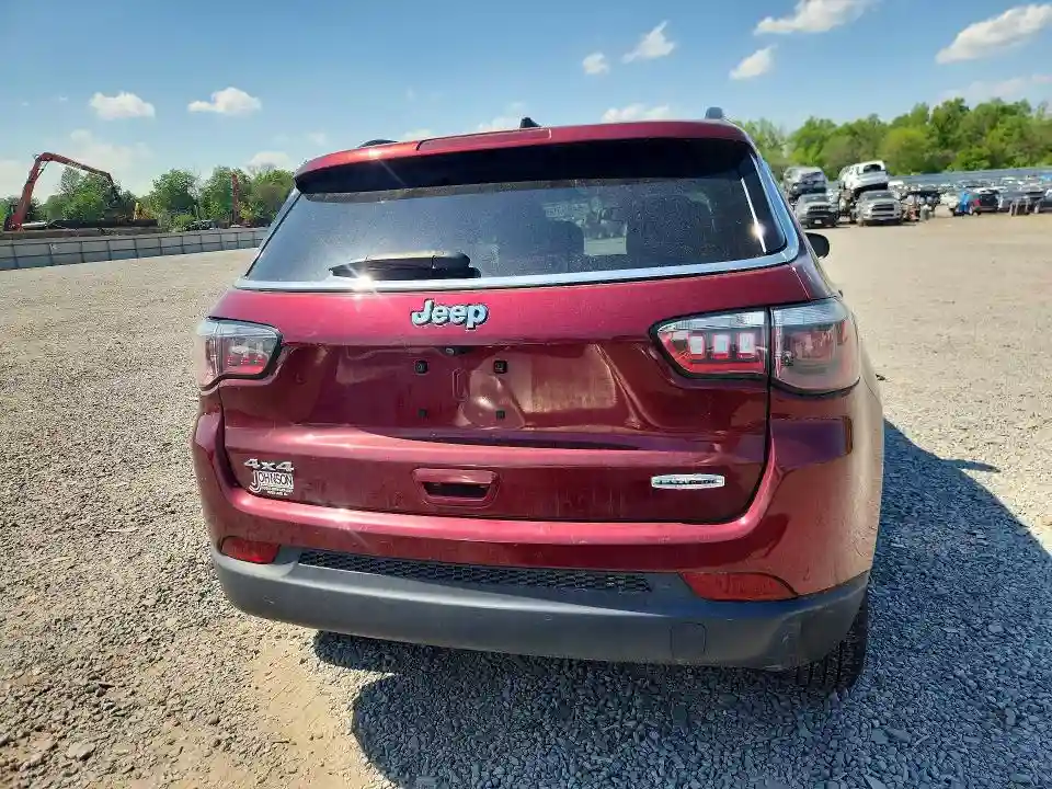 3C4NJDBB0LT165093 2020 JEEP COMPASS-5