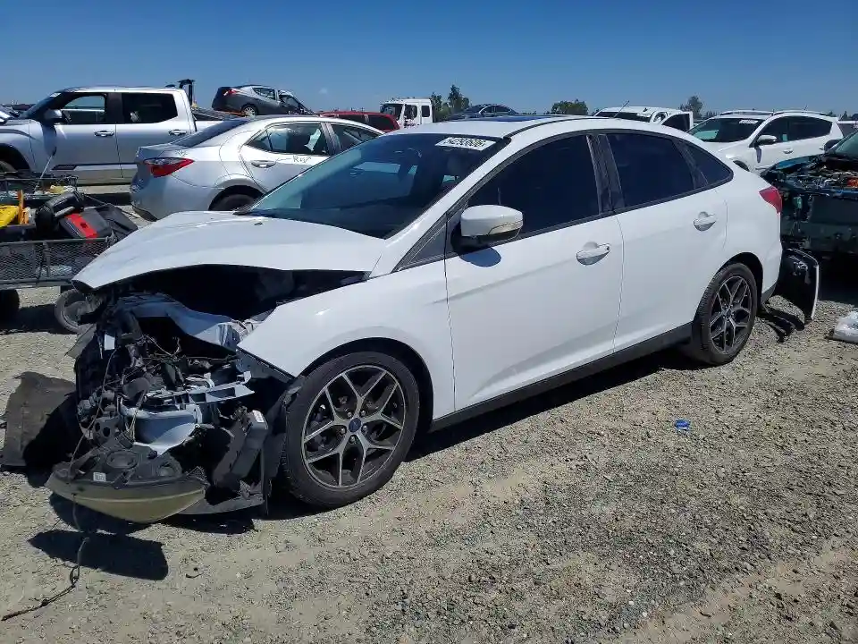 1FADP3H22JL217480 2018 FORD FOCUS-0
