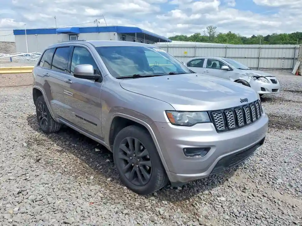 1C4RJFAG1JC204079 2018 JEEP CHEROKEE-3