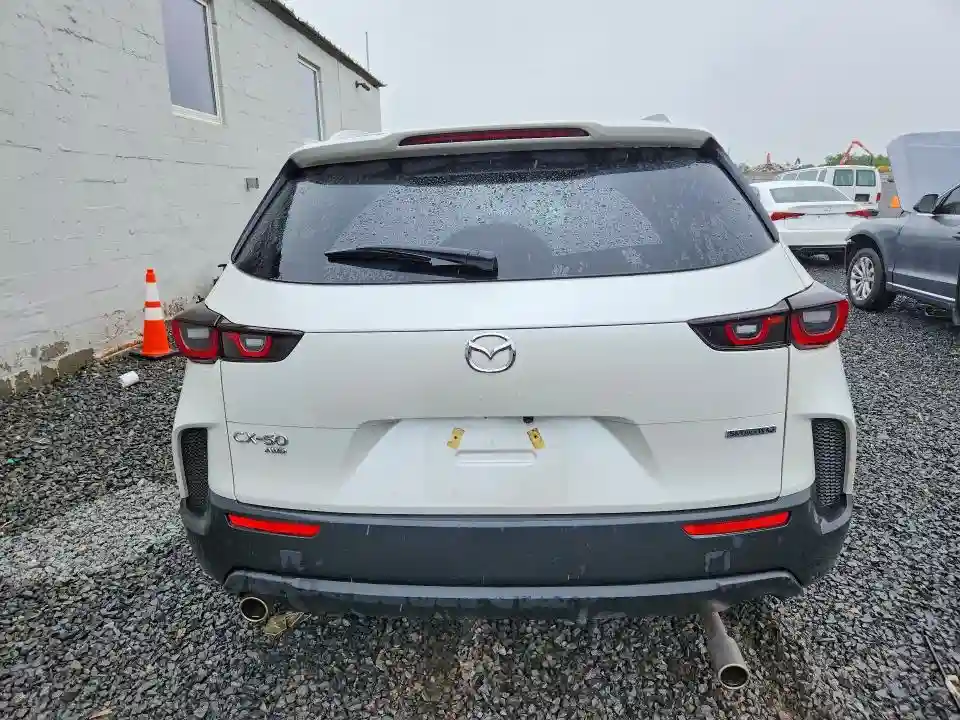 7MMVABCM6PN138104 2023 MAZDA CX-50-5