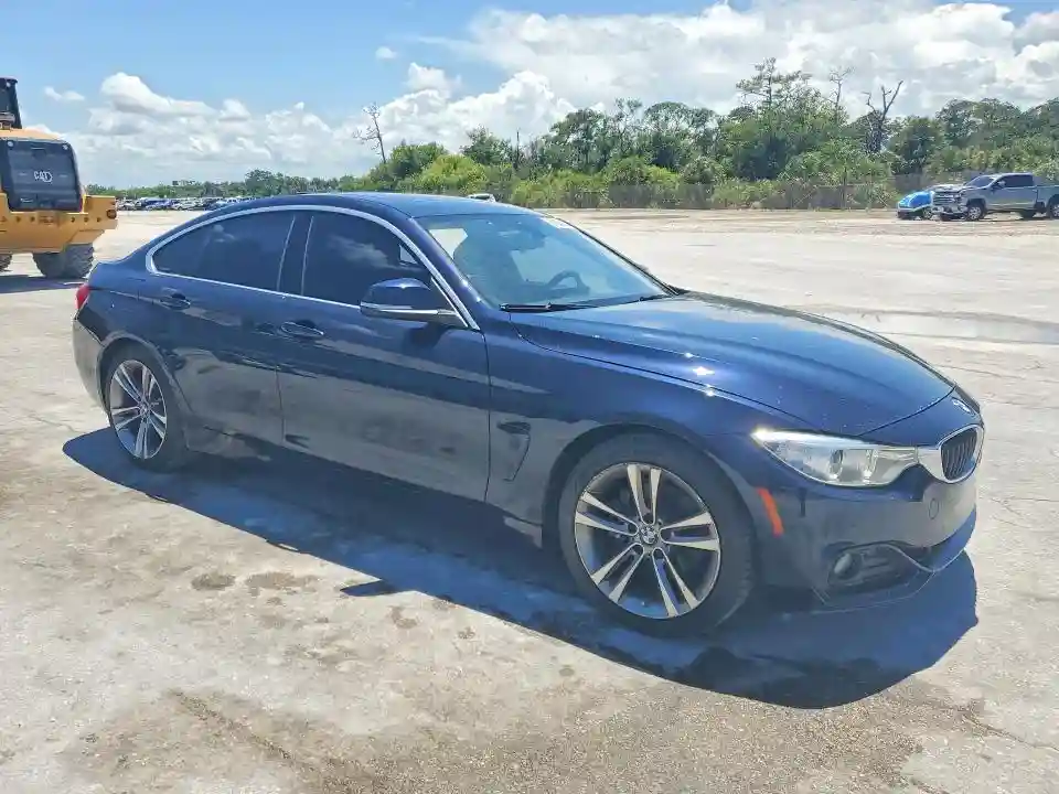 WBA4F7C51HG786665 2017 BMW 4 SERIES-3