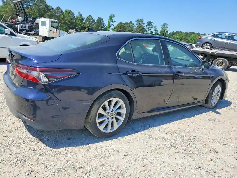 4T1C11AK1MU515843 2021 TOYOTA CAMRY-2