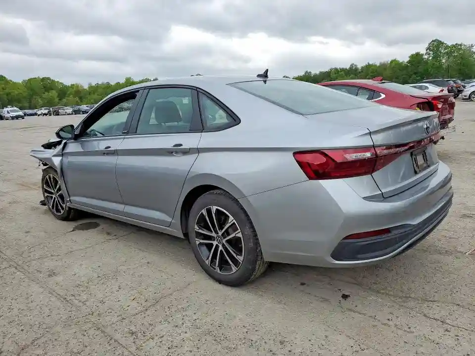 3VWBX7BU2SM042633 2025 VOLKSWAGEN JETTA-1