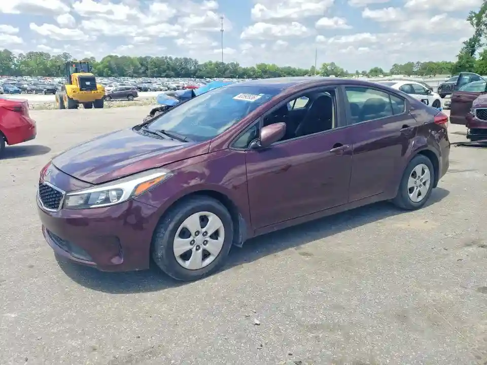 3KPFK4A70JE209948 2018 KIA FORTE-0