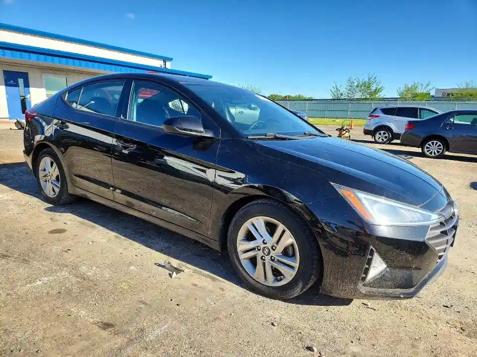 5NPD84LF5KH430551 2019 HYUNDAI ELANTRA-3