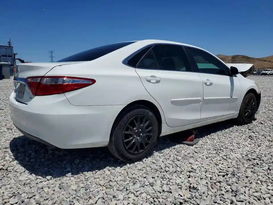 4T4BF1FK3GR561299 2016 TOYOTA CAMRY-2