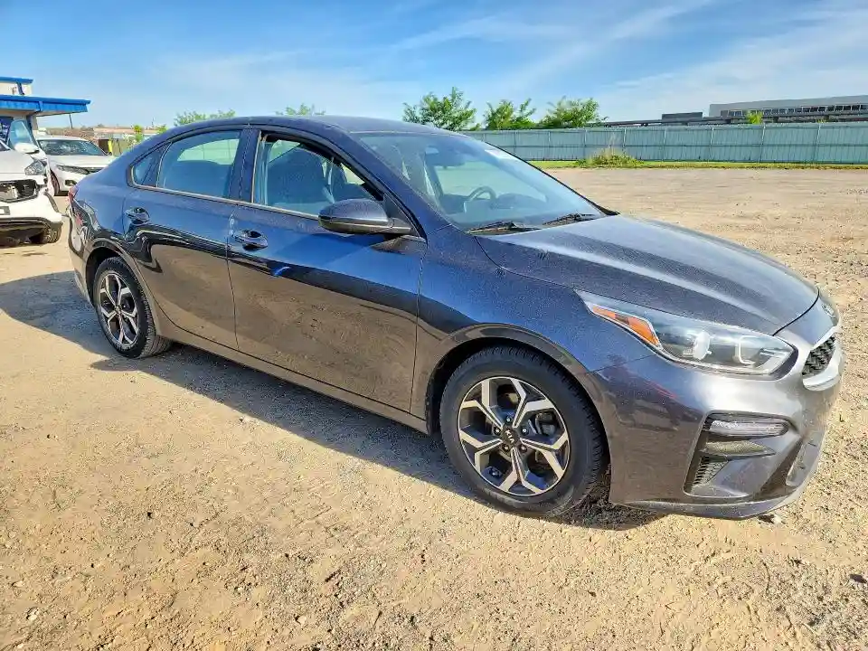 3KPF24AD2KE092610 2019 KIA FORTE-3