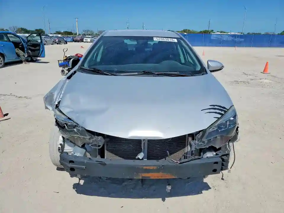 2T1BURHE6KC240065 2019 TOYOTA COROLLA-4