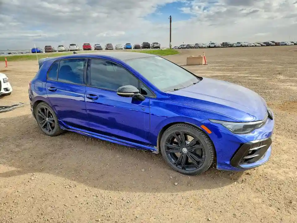 WVWKB7CD1SW233993 2025 VOLKSWAGEN GOLF-3