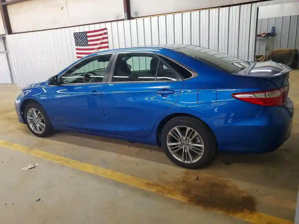 4T1BF1FK4HU758252 2017 TOYOTA CAMRY-1