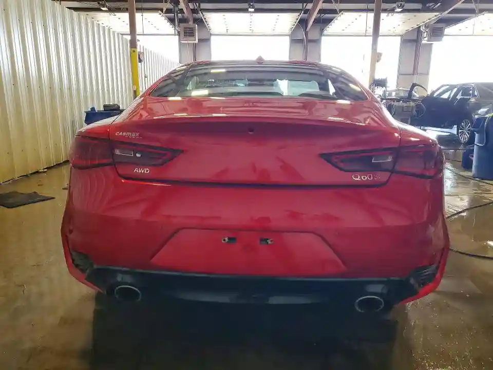 JN1FV7EL9JM630569 2018 INFINITI Q60-5