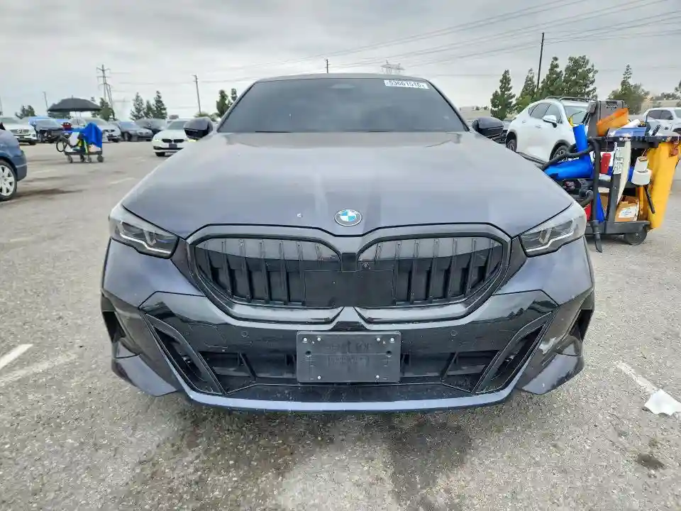 WBA53FJ05RCP81119 2024 BMW 5 SERIES-4
