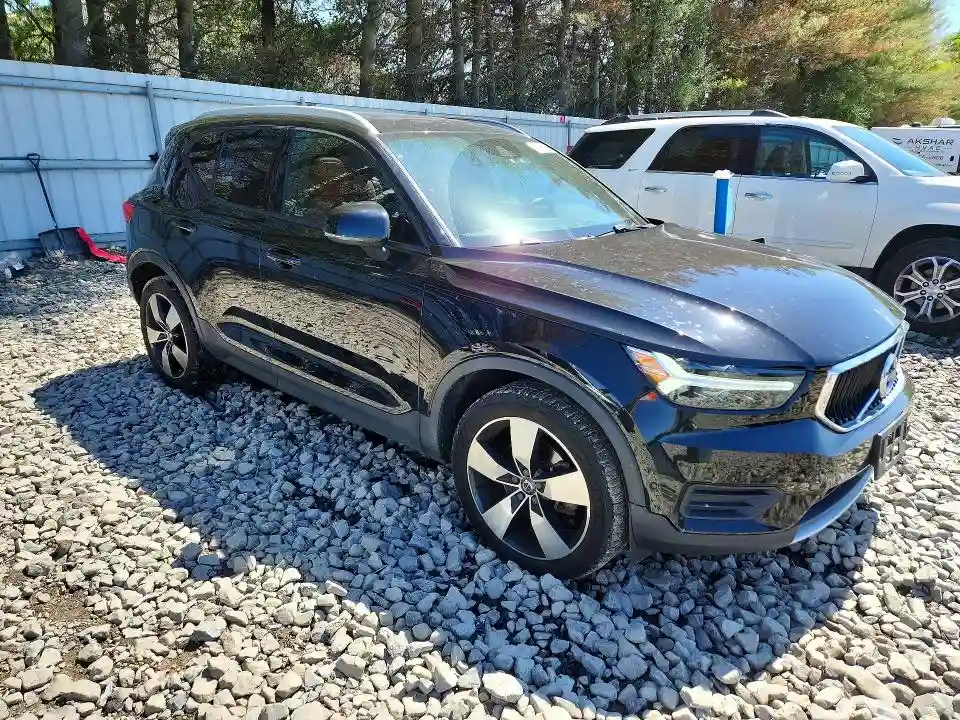 YV4162XZ1K2014271 2019 VOLVO XC40-3