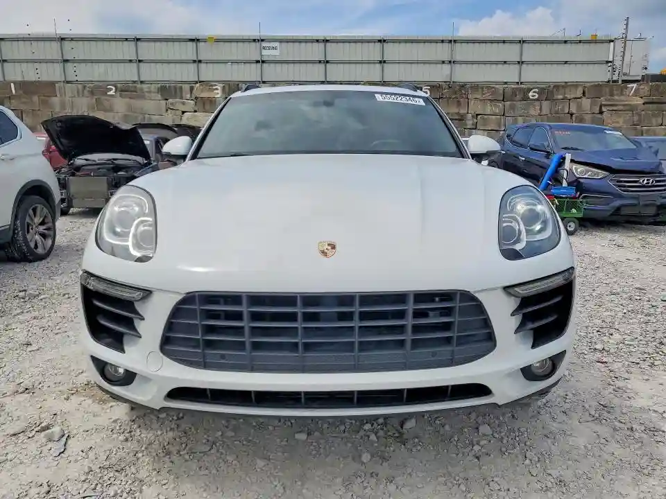 WP1AB2A56GLB48617 2016 PORSCHE MACAN-4