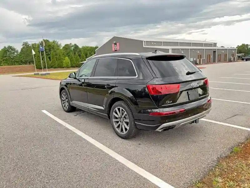 WA1VAAF76HD057153 2017 AUDI Q7-2