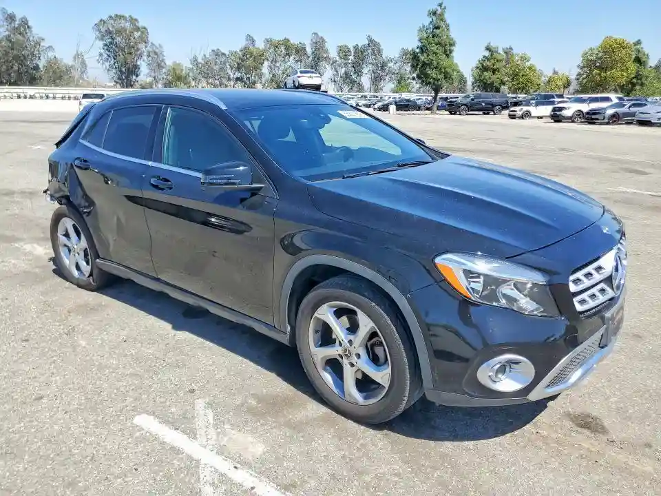 WDCTG4EB0KU003870 2019 MERCEDES-BENZ GLA-CLASS-3