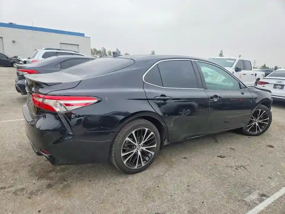 4T1B11HK3KU188876 2019 TOYOTA CAMRY-2