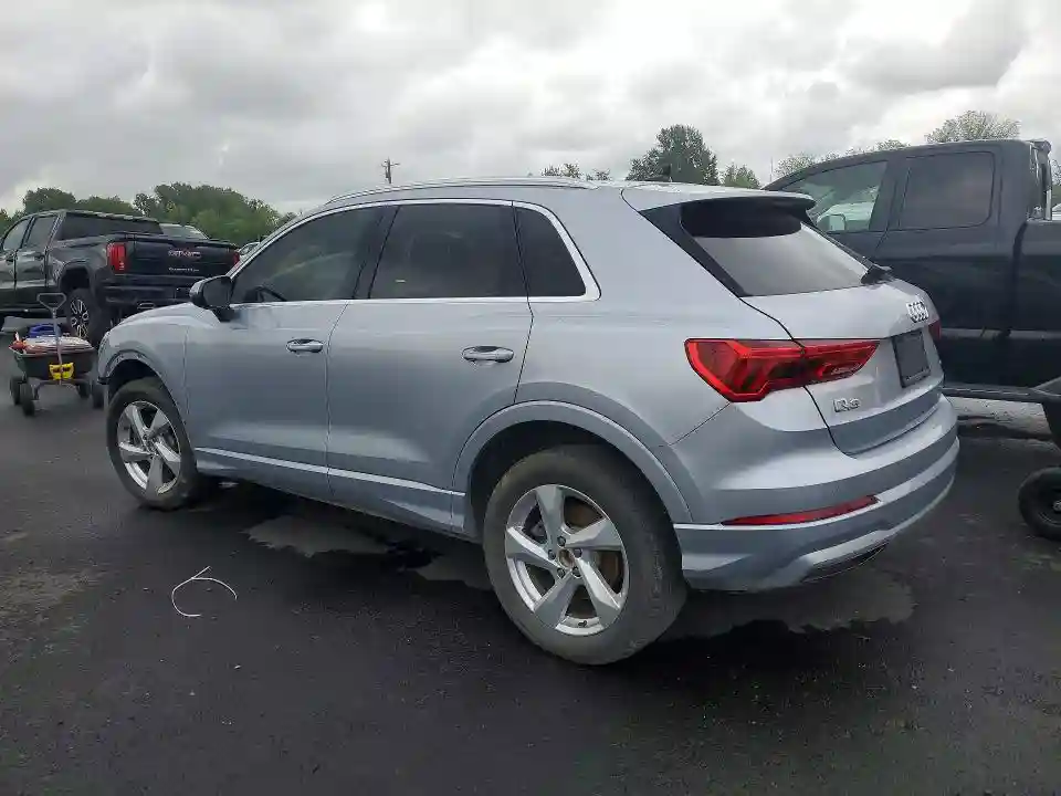 WA1BECF39L1044391 2020 AUDI Q3-1