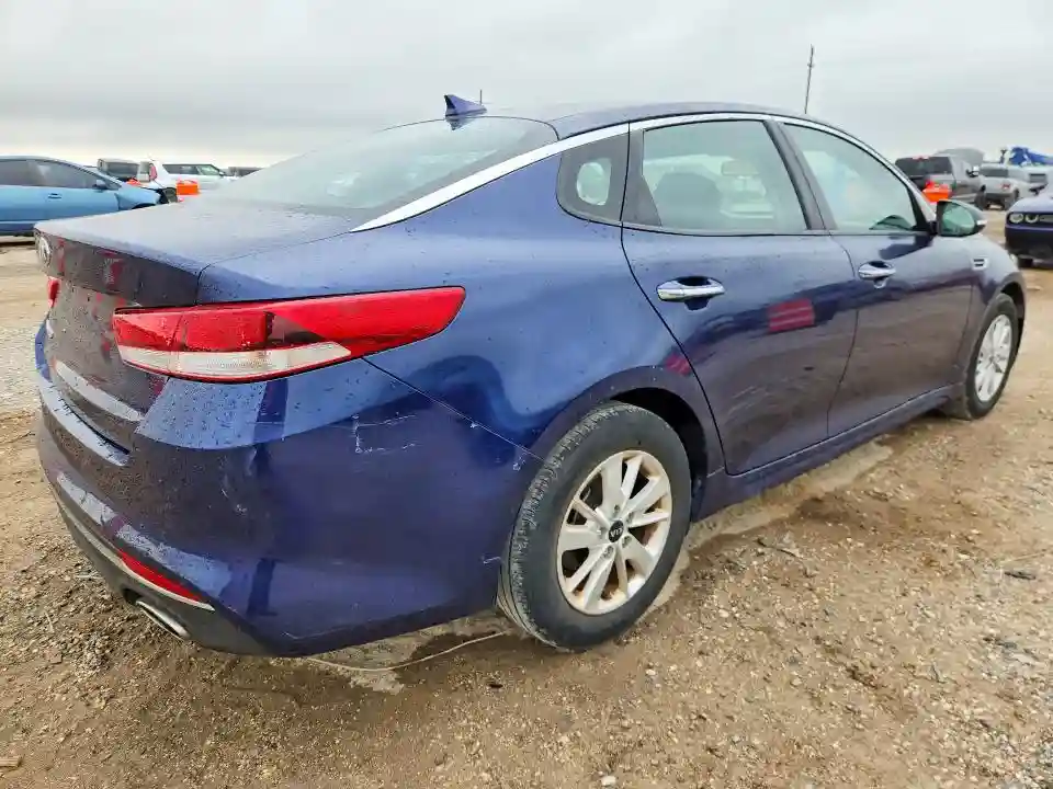 5XXGT4L32JG221263 2018 KIA OPTIMA-2