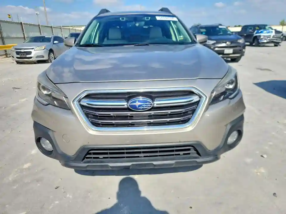 4S4BSANC5J3238336 2018 SUBARU OUTBACK-4