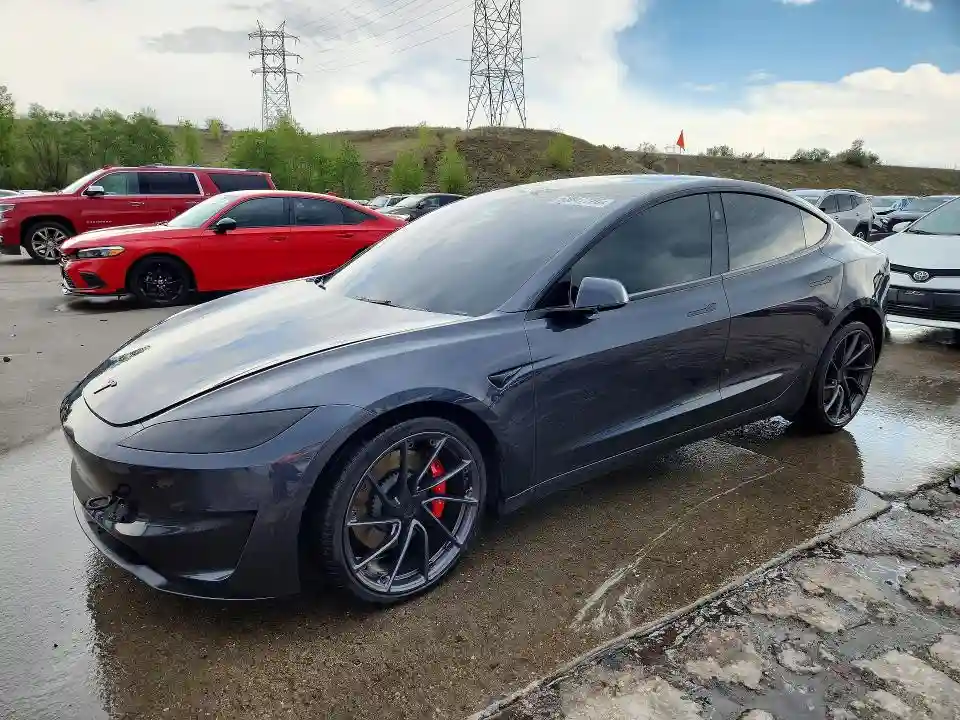 5YJ3E1ET5SF986279 2025 TESLA MODEL 3-0