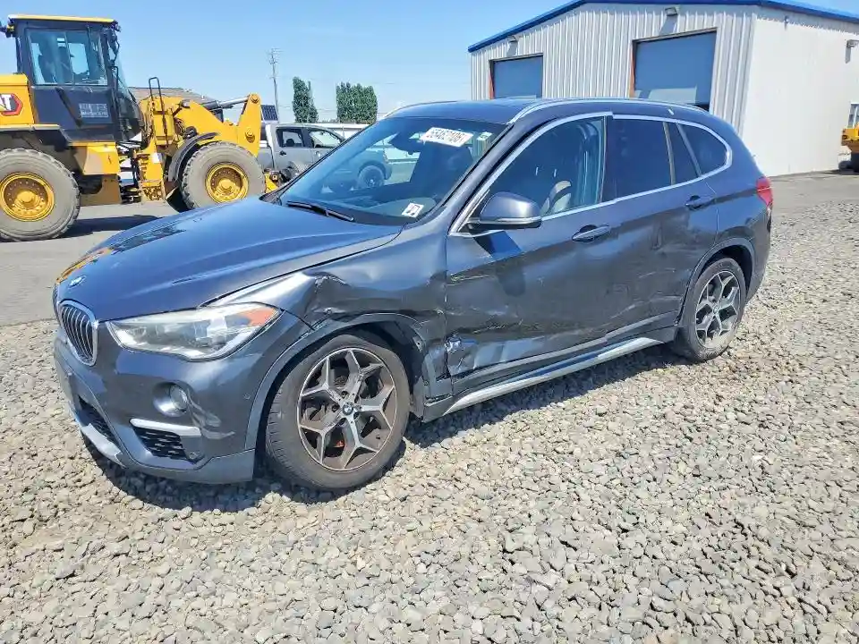 WBXHT3C3XG5F66459 2016 BMW X1-0