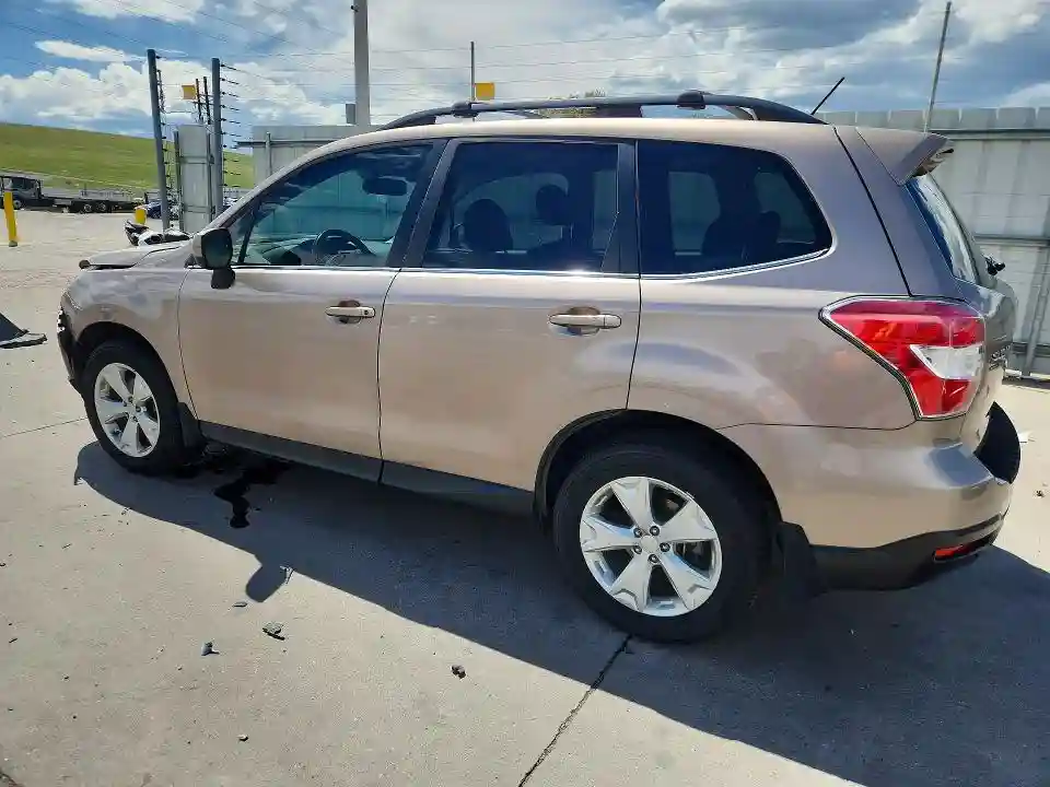 JF2SJARC8FH412249 2015 SUBARU FORESTER-1