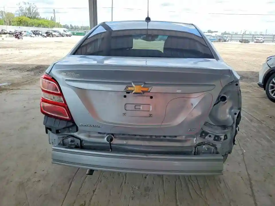 1G1JD5SH8J4124559 2018 CHEVROLET SONIC-5