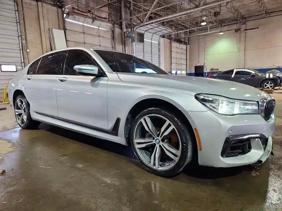 WBA7E2C56KB217513 2019 BMW 7 SERIES-3